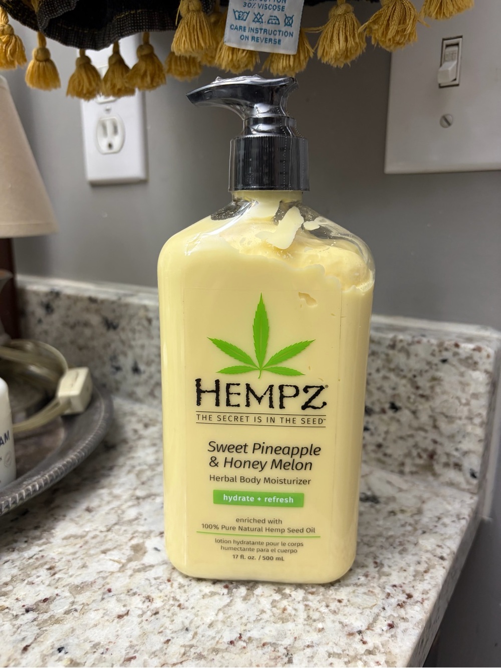 Hempz Sweet Pineapple & Honey Melon Herbal Body Moisturizer NWT gifts Clean